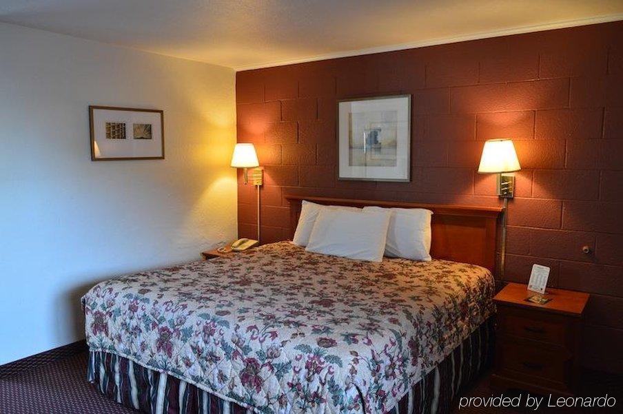 Economy Inn Hermiston Zewnętrze zdjęcie