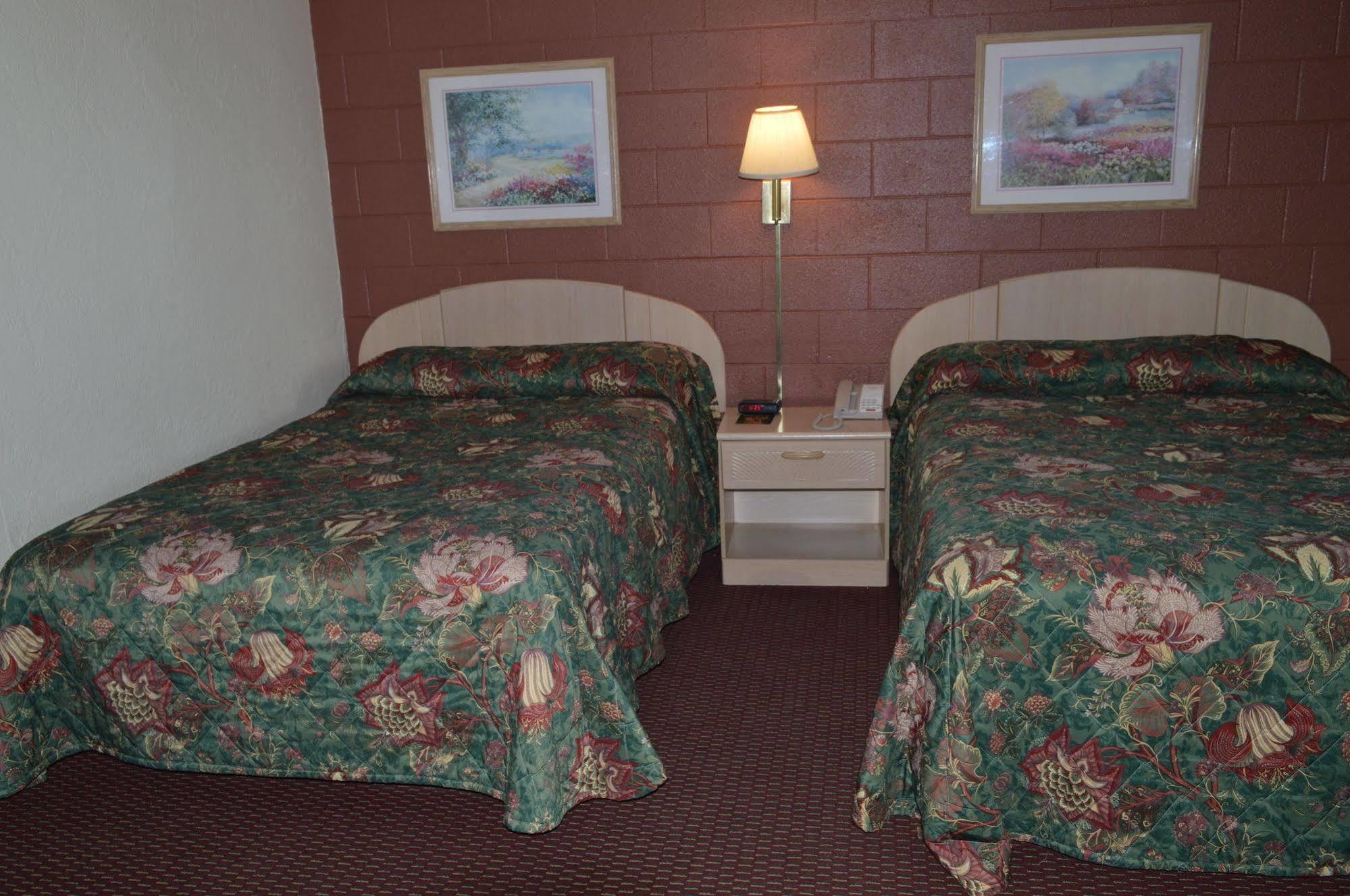 Economy Inn Hermiston Zewnętrze zdjęcie